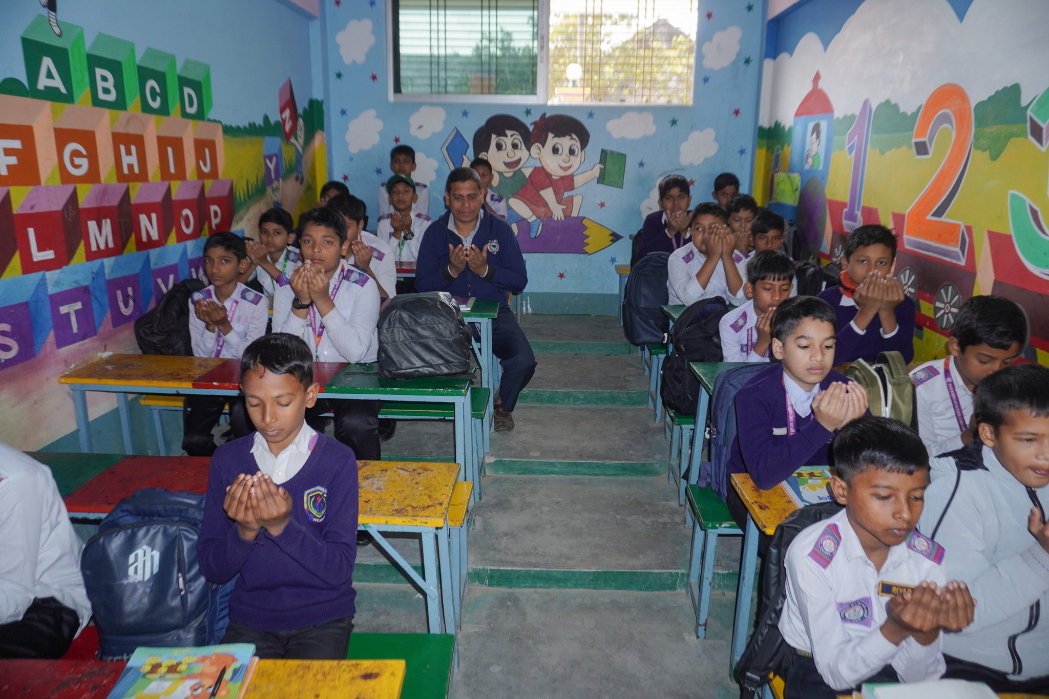 গ্রীষ্মকালীন, শীতকালীন ও বারোমাসি সবজি ও ফল তৈরি